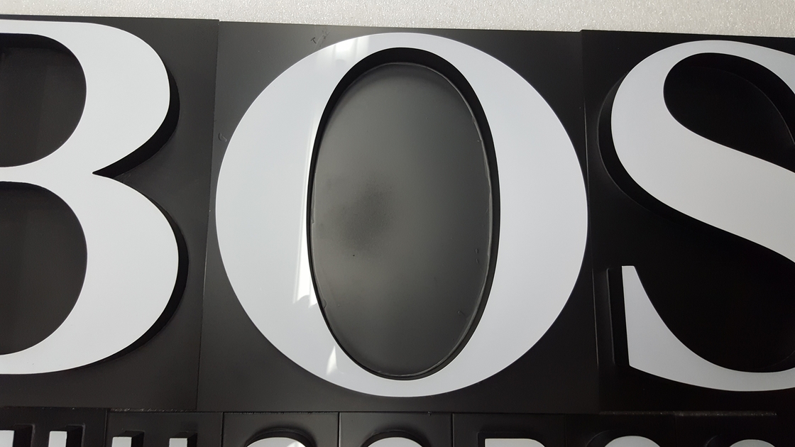 20mm Depth 3D LED Custom Illuminated Signs For Businesses
